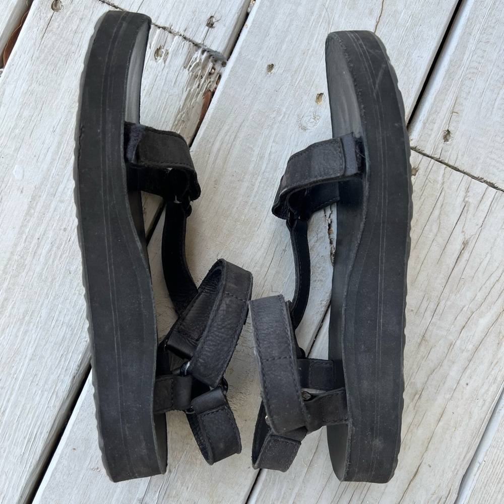 Teva midform universal leather sandals